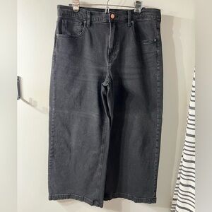Gap. High Rise Stride Ankle Washed Black Wide-Leg Jeans. 31. Worn 2x.